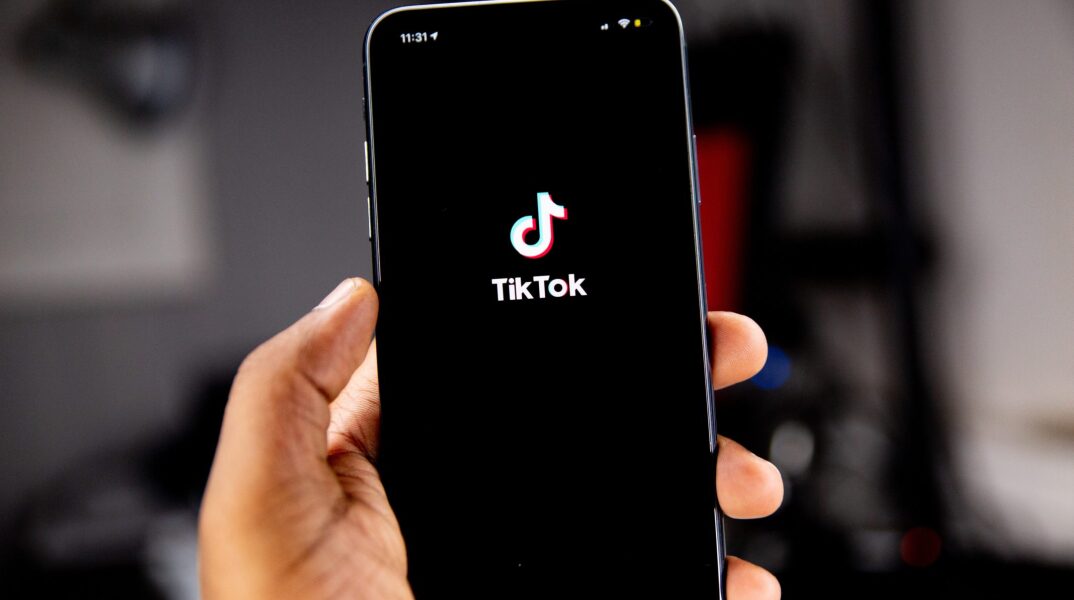 «Το TikTok μοιάζει με κοκαΐνη»: Πρόκειται για «χείμαρρο» που μπορεί να καταστρέψει το internet