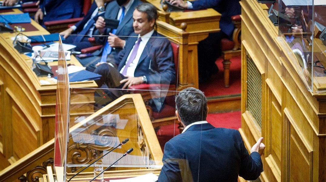  Τσίπρας: Κύριε Μητσοτάκη τη δυσπιστία του λαού την έχετε δεδομένη