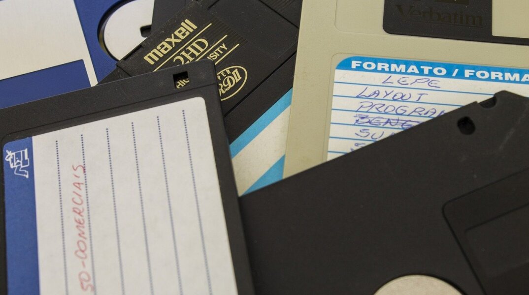 Το Τόκιο αποχαιρετά τις δισκέτες 3.5"