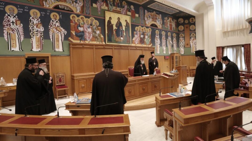 Ιερά Σύνοδος: Απαράδεκτες και προσβλητικές οι δηλώσεις του Μητροπολίτη Δωδώνης για τους βιασμούς