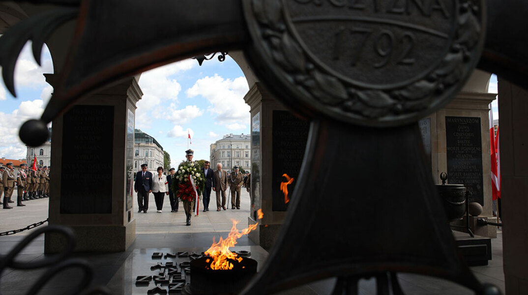 Πολωνία: Ζητά 1,3 τρισ. ευρώ πολεμικές αποζημιώσεις από τη Γερμανία