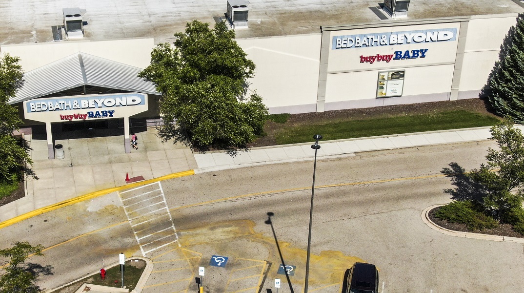Αυτοκτόνησε ο οικονομικός διευθυντής της Bed Bath & Beyond