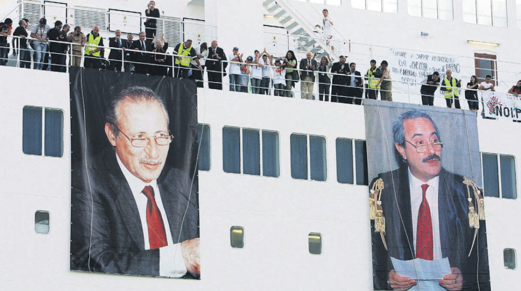 Ιταλία: Η αστυνομία συνέλαβε 35 υπόπτους ως μέλη της μαφίας, ενισχύοντας το ανθρωποκυνηγητό για τη σύλληψη του «νονού» Μεσίνα Ντενάρο	