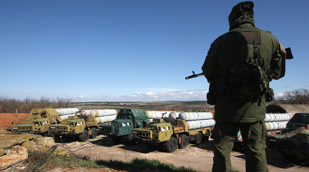 Ρώσος στρατιώτης (Φωτογραφία αρχείου)