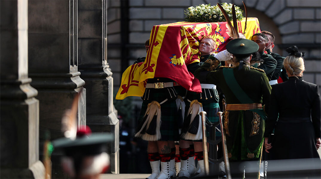 Βασίλισσα Ελισάβετ: Η σορός επιστρέφει στο παλάτι του Μπάκιγχαμ