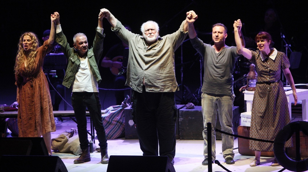 Ο Κώστας Καζάκος δώρισε το σώμα του στην Ιατρική Σχολή Αθηνών 