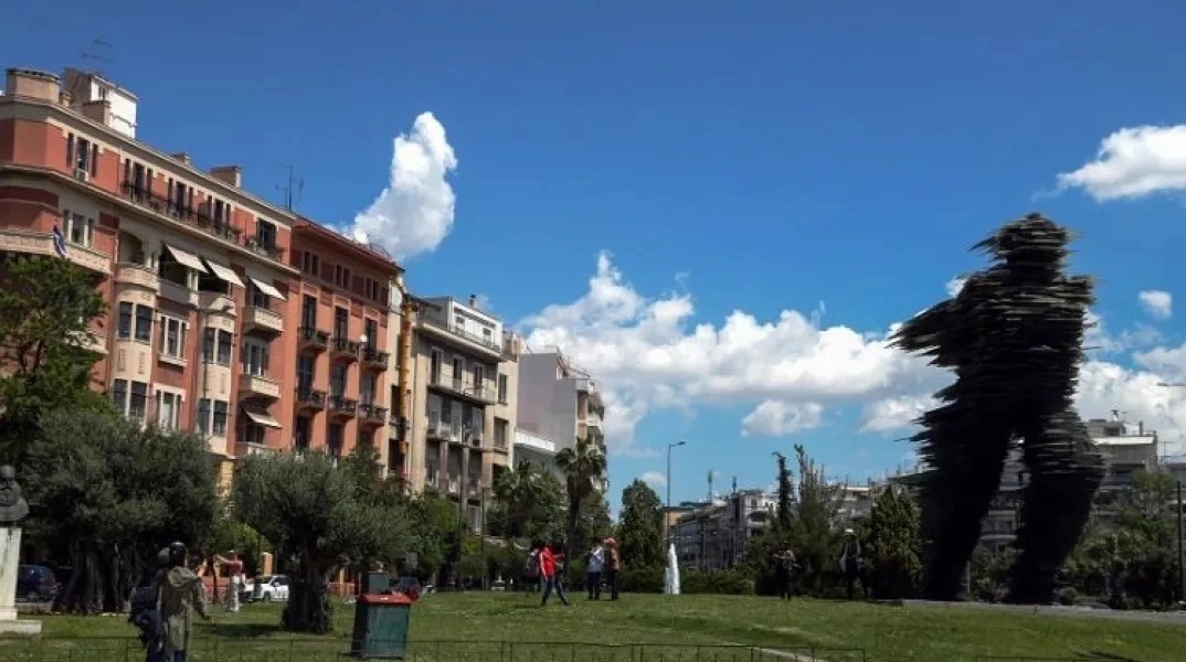 Αίθριος ο καιρός τη Δευτέρα με πρόσκαιρες νεφώσεις