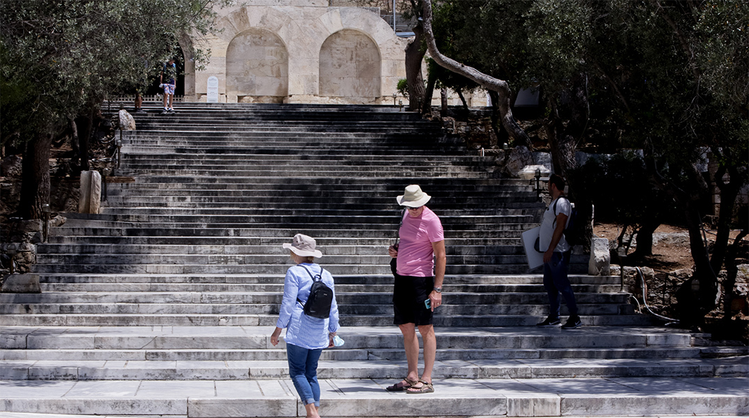 Πολίτες στο κέντρο της Αθήνας