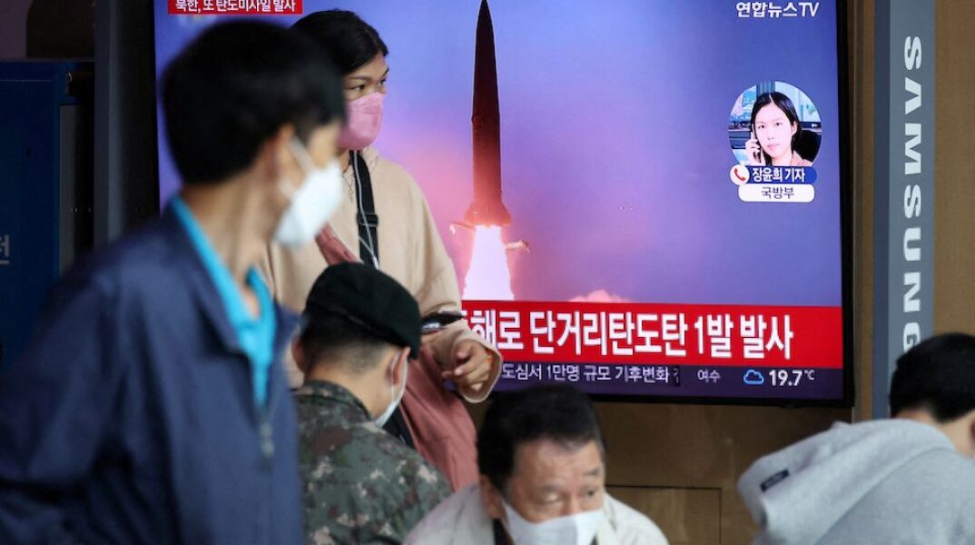 Βόρεια Κορέα: Εκτόξευση βαλλιστικού πυραύλου – Πέρασε πάνω από την Ιαπωνία