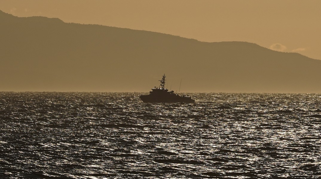 Οι διασωθέντες από το ναυάγιο της Λέσβου κατέθεσαν ότι τους συνόδευσαν τουρκικά αλιευτικά