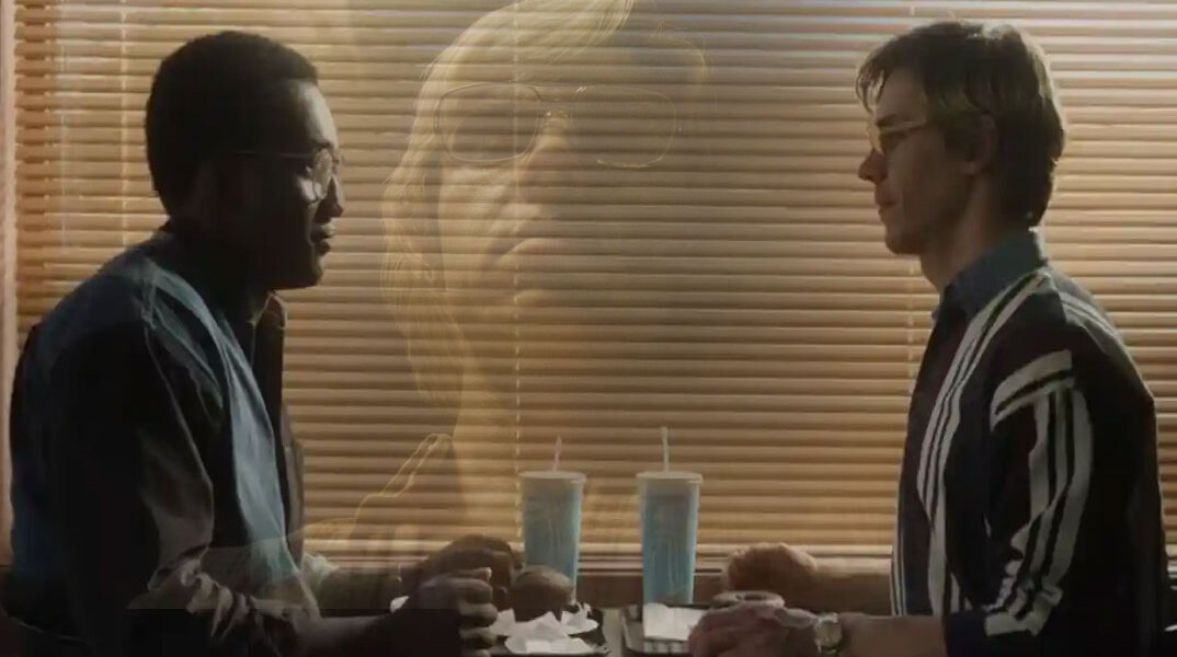 «Tony Hughes» και «Jeffrey Dahmer» στη σειρά του Netflix για τον serial killer του Μιλγουόκι