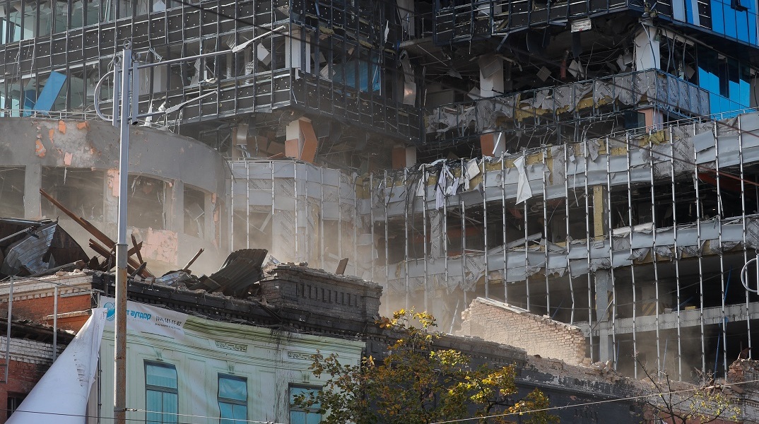 Η πρεσβεία των ΗΠΑ καλεί τους Αμερικανούς να εγκαταλείψουν την Ουκρανία