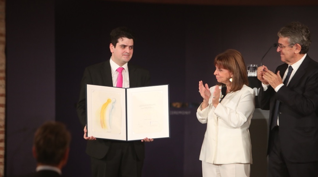 Θεσσαλονίκη: Το βραβείο "Αυτοκράτειρα Θεοφανώ" στον μεγάλο πιανίστα και μαέστρο, Ντάνιελ Μπάρενμπόιμ, από την Πρόεδρο της Δημοκρατίας	