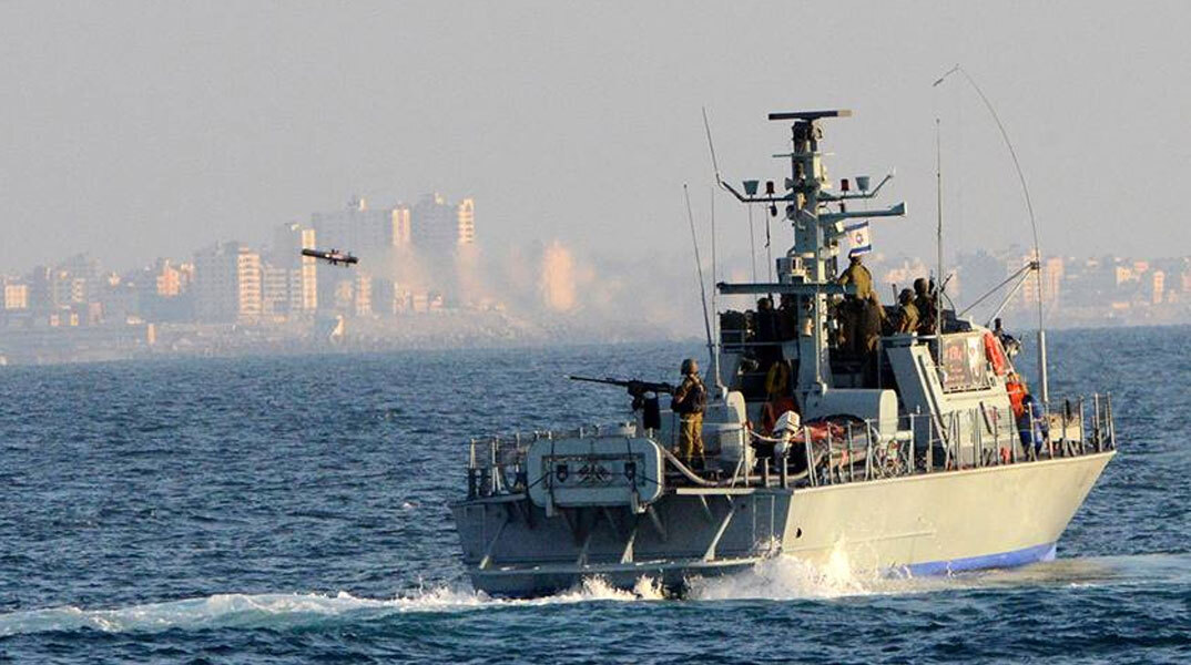 Πολεμικό πλοίο του Ισραήλ σε περιπολία στη θάλασσα