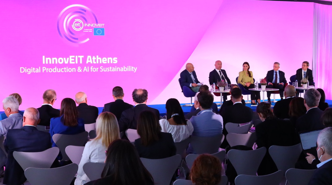 Panel discussion about AI at InnovEIT Athens event (Panos Polyzoidis, Nenad Popovic, Eleonora Marino, Gintaras Vilda, Jürgen Tiedje)