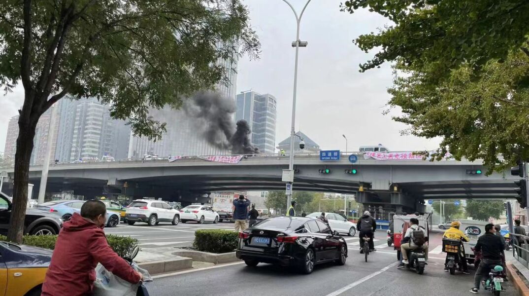 Κίνα: Πανό που ζητούν την απομάκρυνση του «δικτάτορα Σι» ταράζουν το Πεκίνο