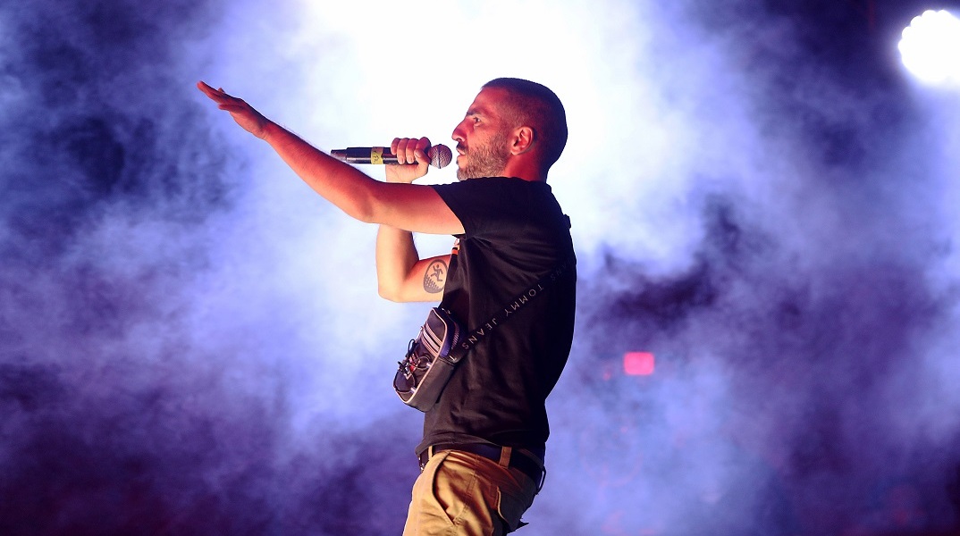 Ο ΛΕΞ γράφει ιστορία ξανά - Πάει για νέο ρεκόρ στη συναυλία στη Θεσσαλονίκη