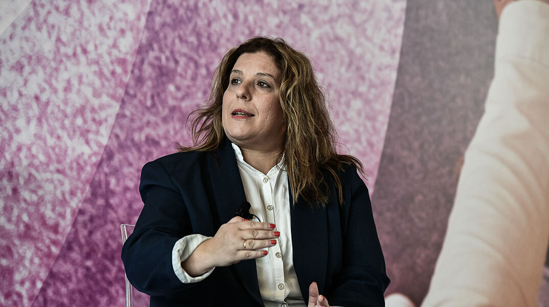 Η υφυπουργός Εργασίας Μαρία Συρεγγέλα