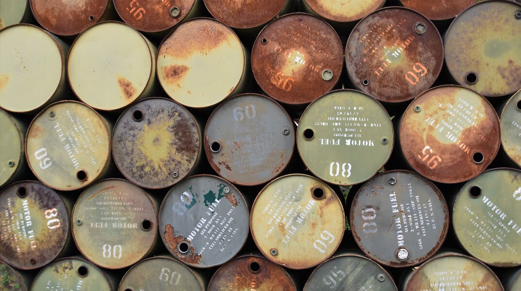 Με εντολή Βουρλιώτη δεσμεύτηκαν τα περιουσιακά στοιχεία πέντε εταιρειών πετρελαιοειδών