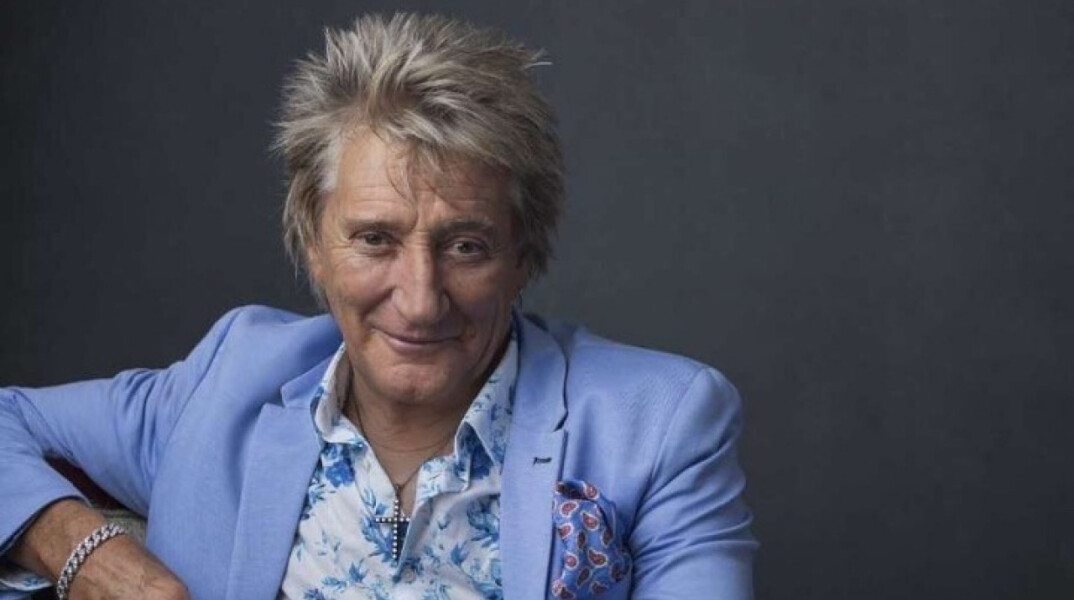 Ο θρύλος Sir Rod Stewart φιλοξενεί πολυμελή οικογένεια από την Ουκρανία