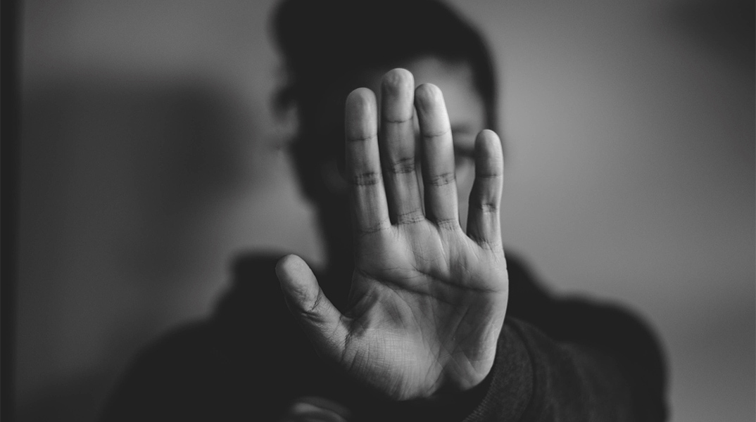 Κορίτσι - κακοποίηση