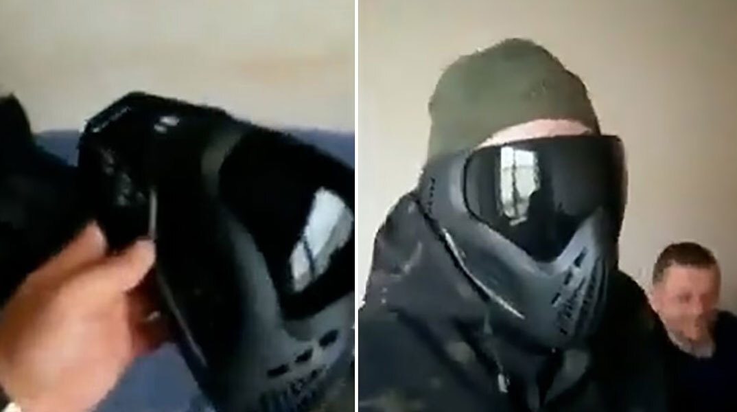 Ρώσοι επίστρατοι φορούν πλαστικές μάσκες του paintball για να πολεμήσουν στην Ουκρανία