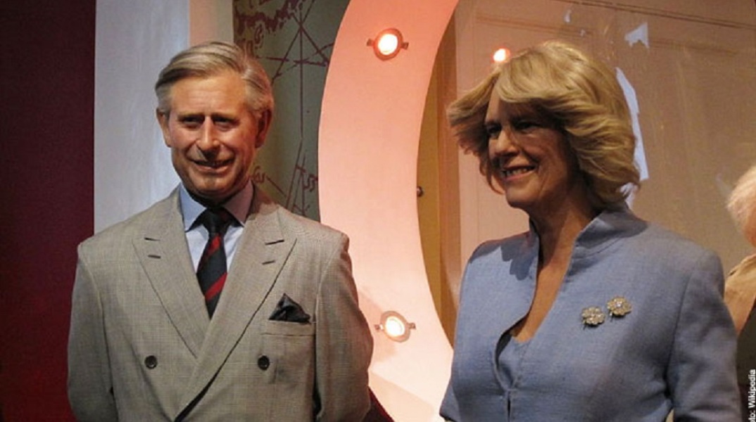 Ακτιβιστές του Just Stop Oil πέταξαν τούρτα σε ομοίωμα του βασιλιά Καρόλου στο μουσείο Μαντάμ Τισό