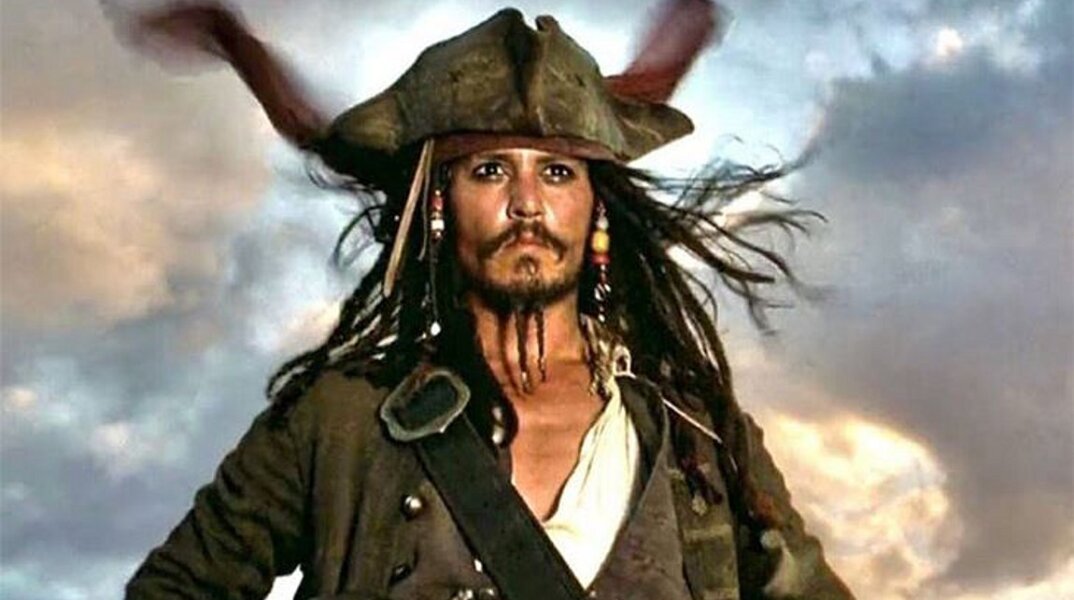 Johnny Depp: Έγινε ξανά ο Captain Jack Sparrow – Η έκπληξη σε θαυμάστριά του