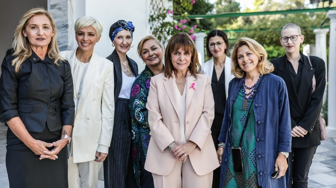 Η Κ. Σακελλαροπούλου υποδέχθηκε γυναίκες που νόσησαν από καρκίνο μαστού