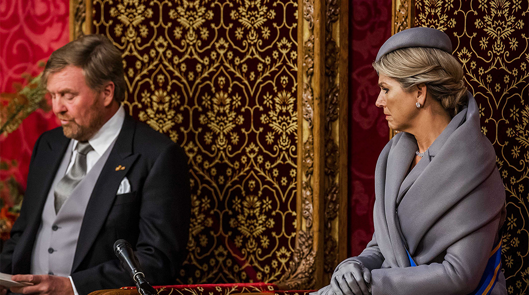 Ο Ολλανδός βασιλιάς Γουλιέλμος-Αλέξανδρος με τη βασίλισσα Μάξιμα