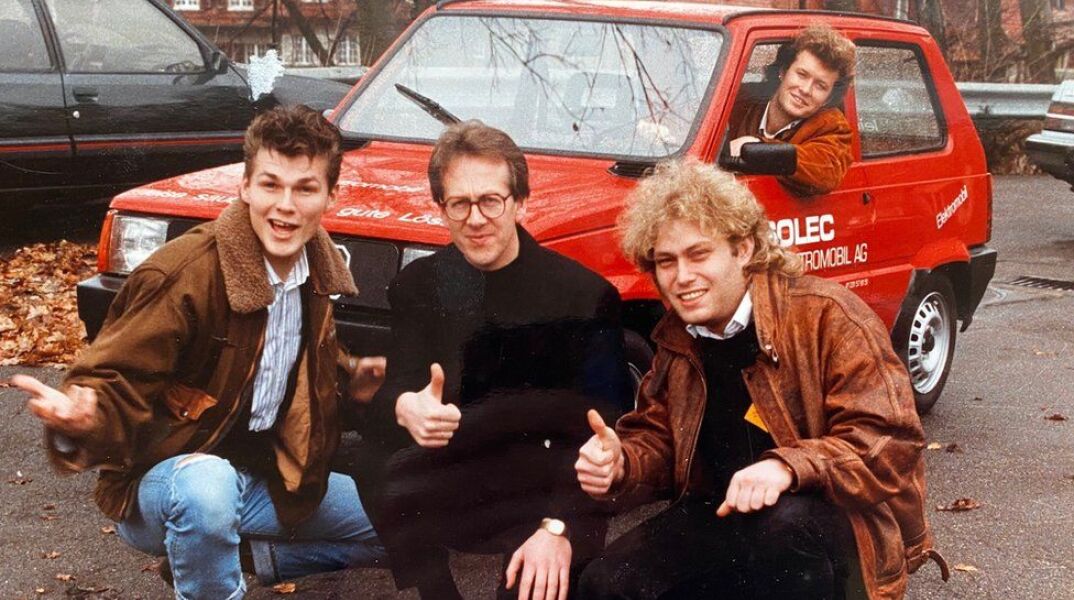 H μπάντα Α Ha με Fiat Panda