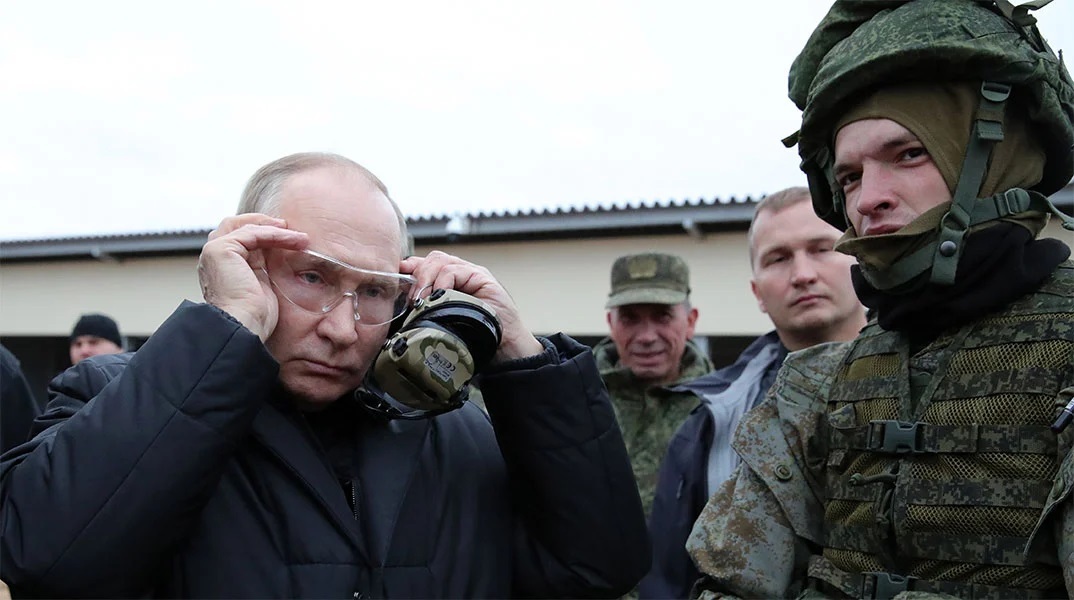 Ο Πούτιν θέλει να εκσυγχρονιστούν τα όπλα του ρωσικού στρατού