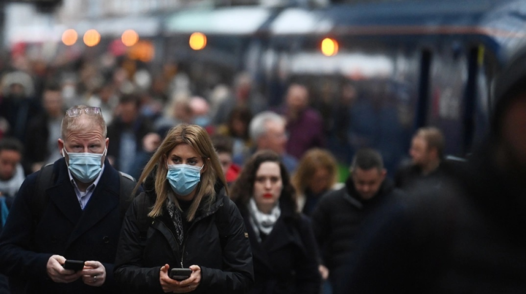 Τα τρία σενάρια για την εξέλιξη της πανδημία φέτος