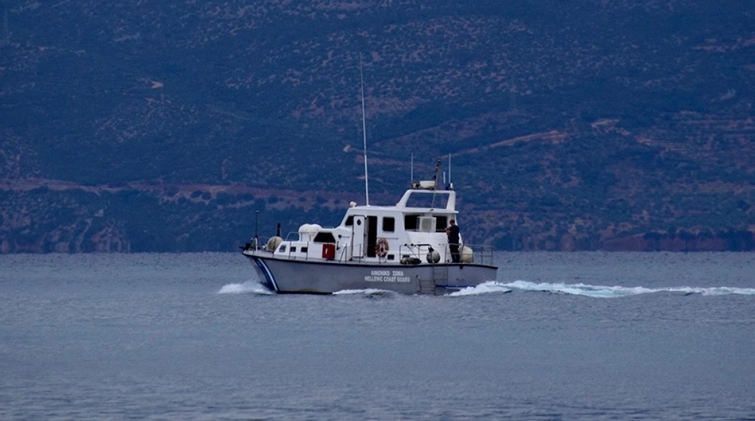Δύο συλλήψεις αλλοδαπών για το ναυάγιο στο στενό Καφηρέα