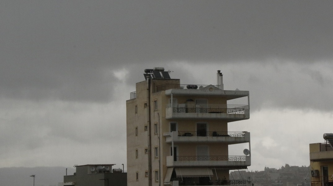 Γιατί οι προβλέψεις για την κακοκαιρία EVA «έπεσαν έξω»: Οι μετεωρολόγοι απαντούν