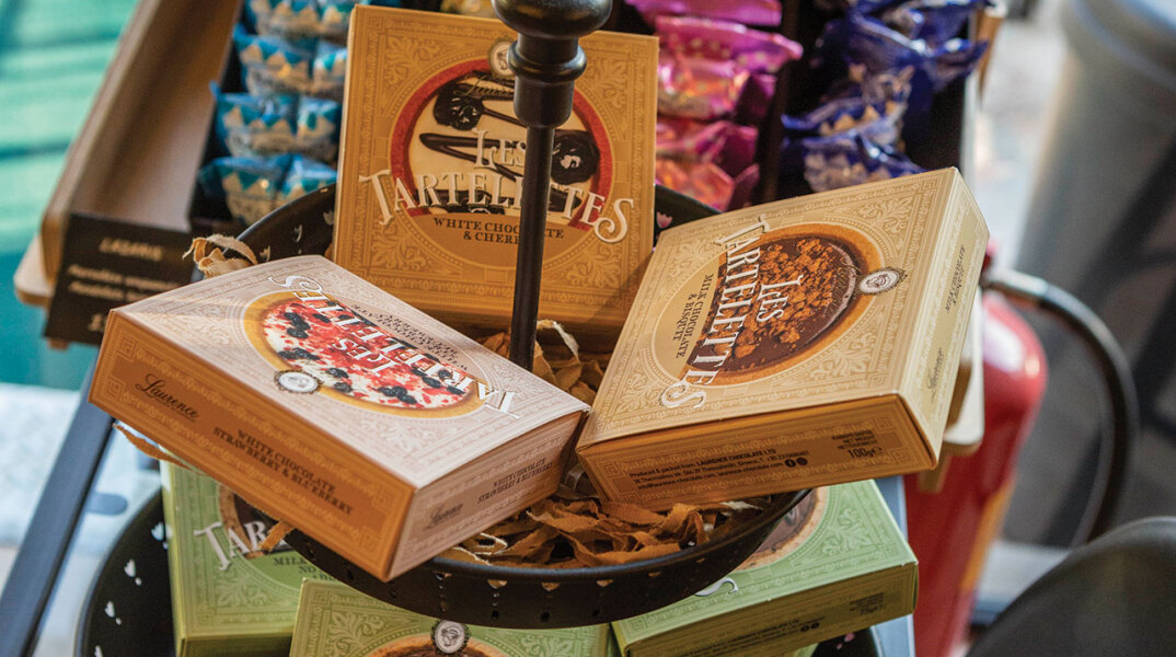 Malva Coffee,  Nuts & Natural Way, το delicatessen της Γλυφάδας που συνδυάζει τον καλό καφέ με healthy νοστιμιές