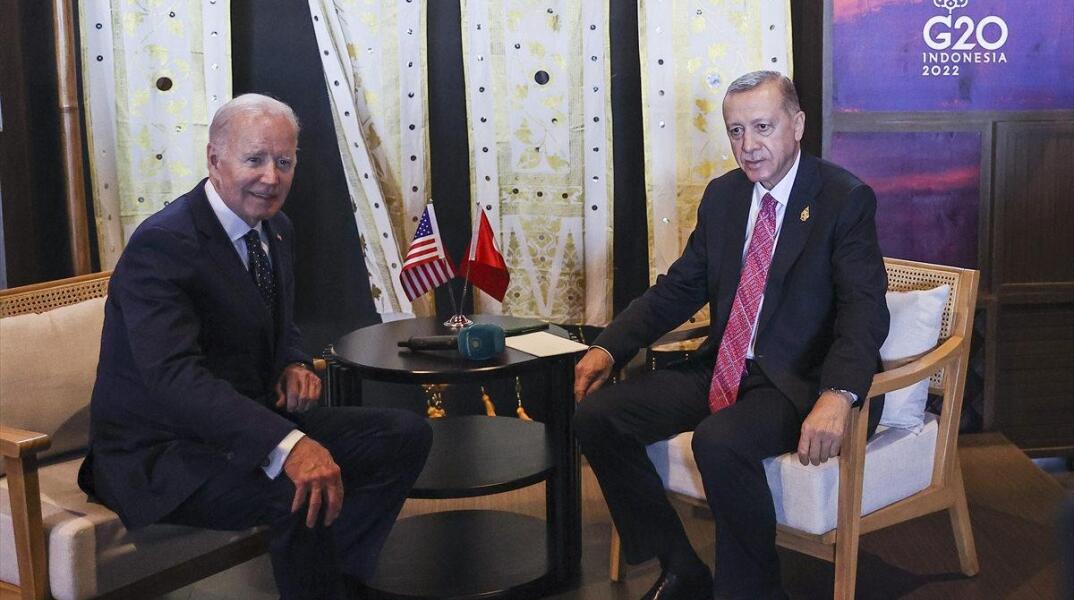 Συνάντηση Μπάιντεν - Ερντογάν: Οι ΗΠΑ υποστηρίζουν τον εκσυγχρονισμό των τουρκικών F-16