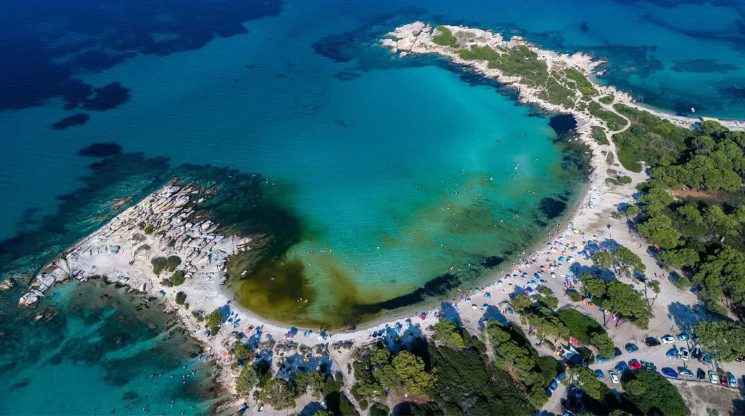 Η παραλία Καρύδι στη Χαλκιδική