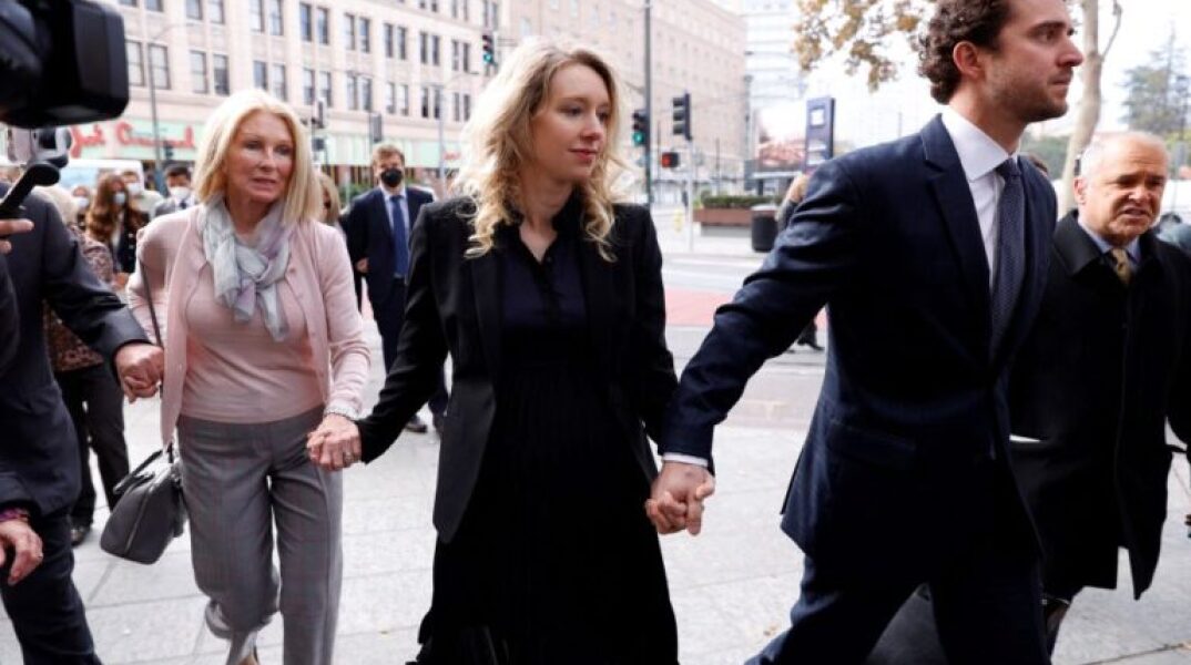 Σκάνδαλο Theranos: Ποινή φυλάκιης άνω των 11 ετών για την Ελίζαμπεθ Χολμς