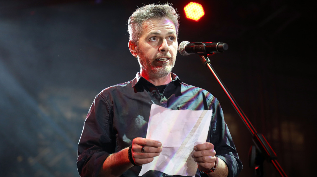 Μάριος Αθανασίου: Παρέχει νομική κάλυψη και ψυχολογική υποστήριξη σε θύματα κακοποίησης