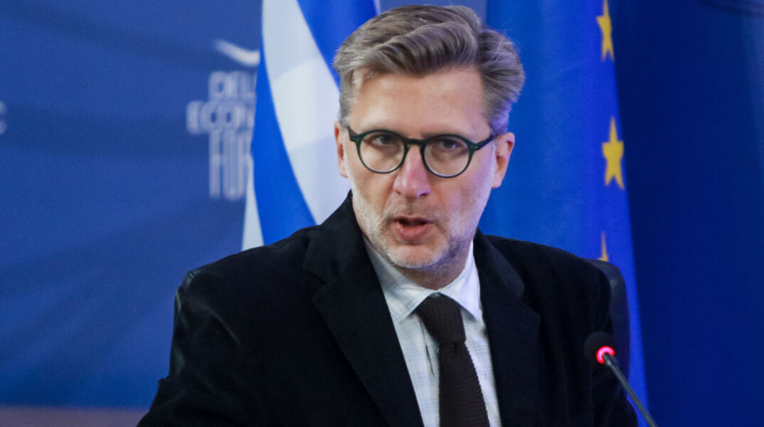 Ο Άκης Σκέρτσος, υπουργός Επικρατείας