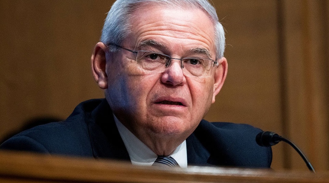 «Αυτές δεν είναι ενέργειες συμμάχου»: Μενέντεζ κατά Τουρκίας για τις επιθέσεις σε Συρία - Ιράκ