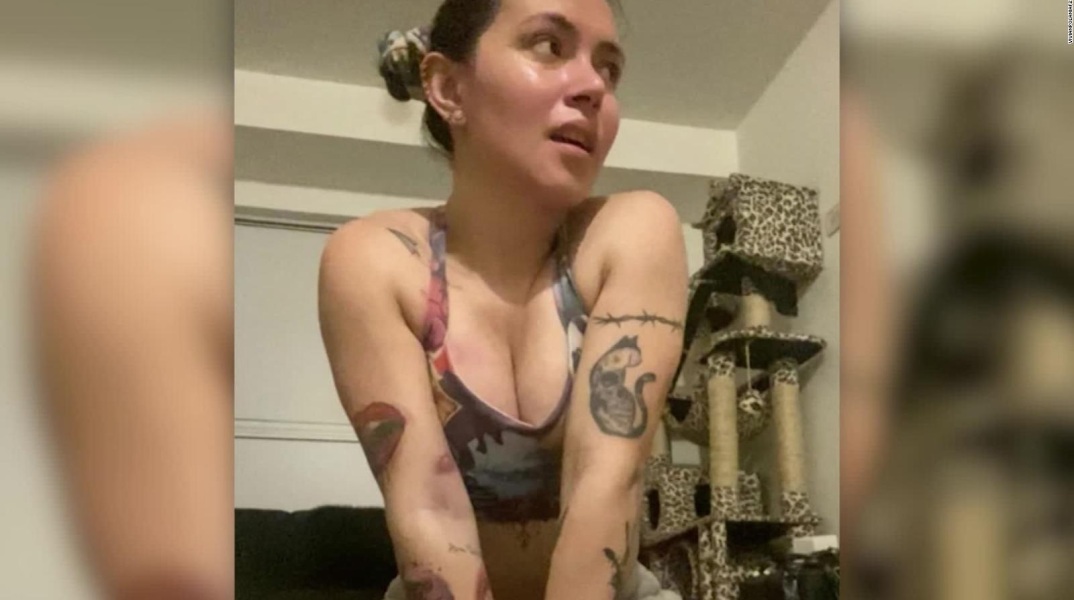 «Ξεγυμνωθείτε παρακαλώ»: Κολομβιανή δικαστής εμφανίστηκε ημίγυμνη