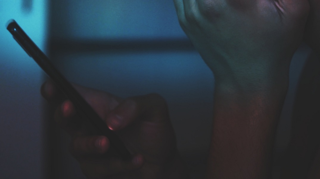 Παρ' ολίγον μπελάδες για καθηγητή: Μαθητής έφτιαξε ψεύτικο προφίλ στο Facebook με τα στοιχεία του