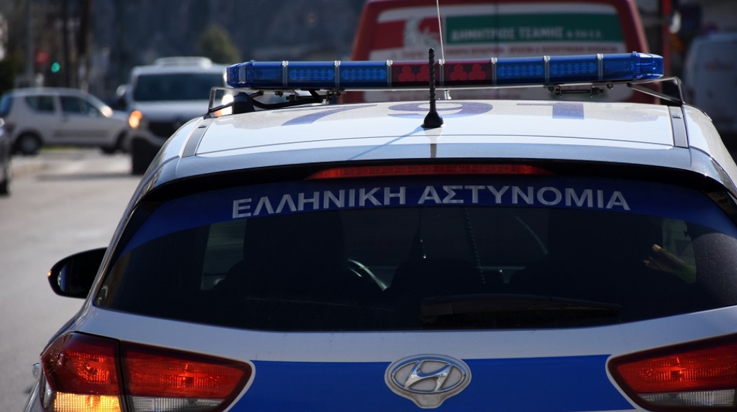 Θεσσαλονίκη: 36χρονη διέλυσε το αυτοκίνητο άνδρα επειδή δεν ανταποκρινόταν στον έρωτά της