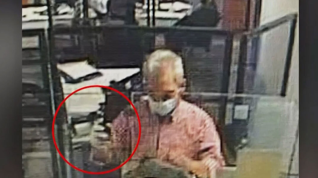 Ο ληστής με τη χειροβομβίδα στο Παλαιό Φάληρο