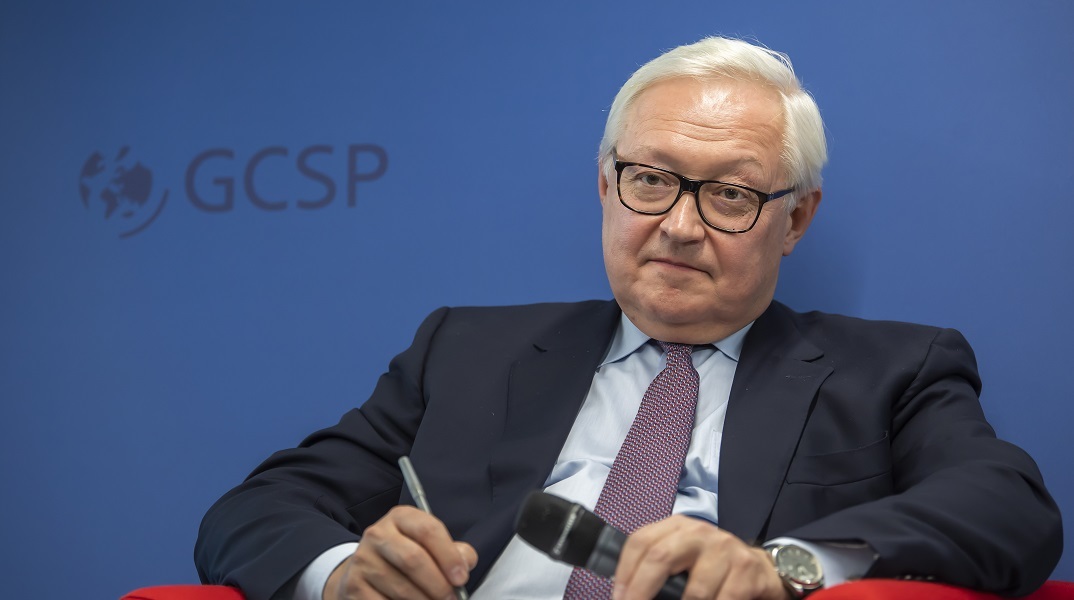 Η Ρωσία δεν θέλει ανάμιξη των ΗΠΑ στην Ουκρανία και προειδοποιεί