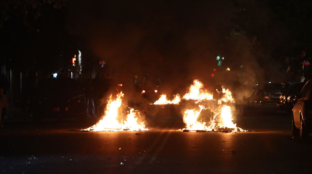 Ένταση και επεισόδια στη Θεσσαλονίκη σε πορεία διαμαρτυρίας για την αστυνομική βία