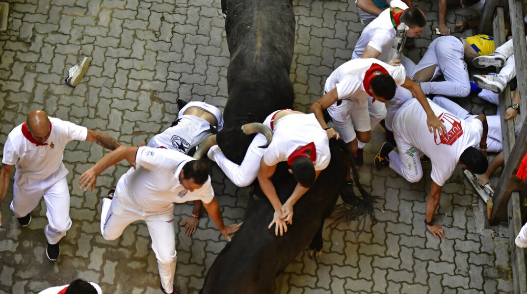 Νεκροί και τραυματίες σε ταυρομαχίες στην Ισπανία