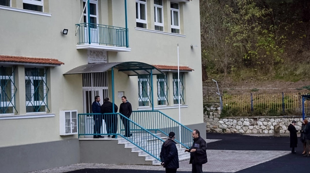 Σέρρες: Για εγκληματική αμέλεια κάνουν λόγοι οι γονείς του 11χρονου που σκοτώθηκε στο 9ο δημοτικό σχολείο
